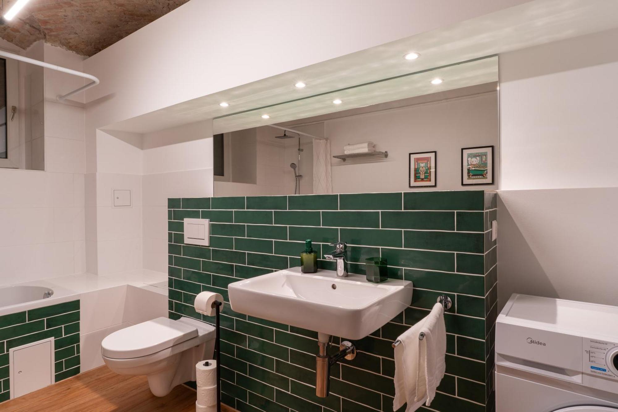 Zentral Gelegene Design-Apartments In Kreuzberg, Direkt Im Bergmannkiez Berlino Esterno foto